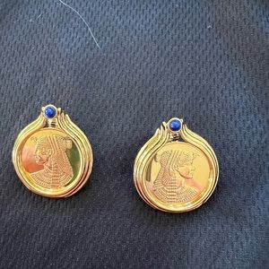 The Franklin Mint Beauty Queen Cleopatra Yellow Gold Plated Accent Cut Blu Lapis